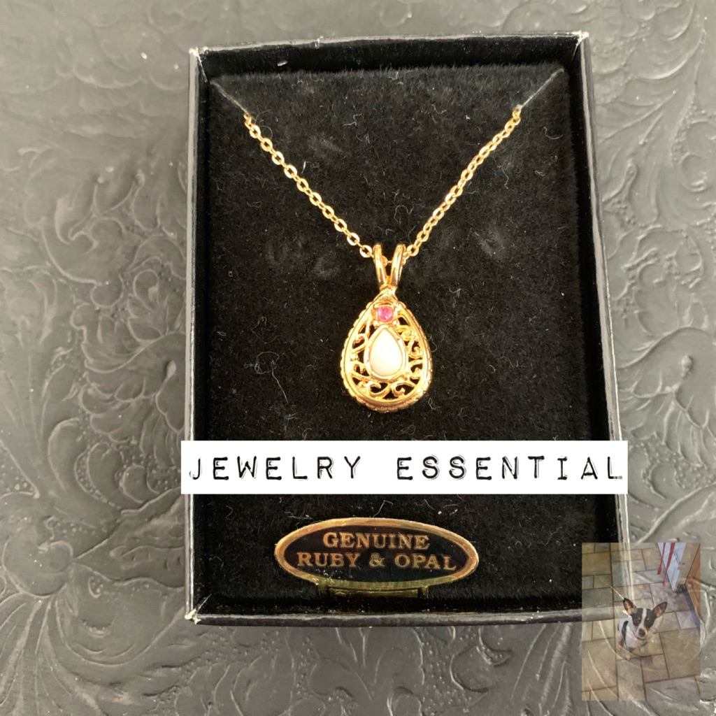Vintage Van Doran Gold Tone Opal And Ruby Necklace